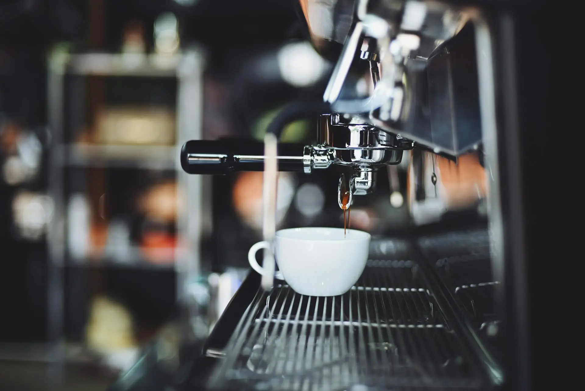 Should You Buy or Lease Coffee Shop Equipment